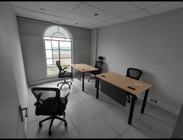 138M² OFFICE TO LET IN GRAND CENTRAL